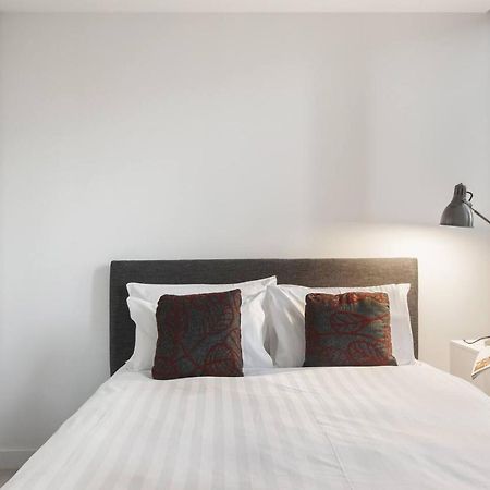 Central Sleek City Living Close To Everything Melburne Exterior foto